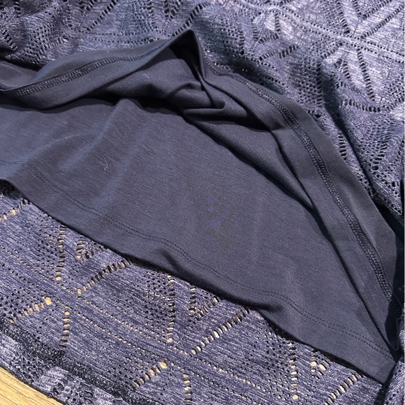 Peck & Peck Laser Cut Sleeveless Top Size Medium Blue Lined - Picture 8 of 9